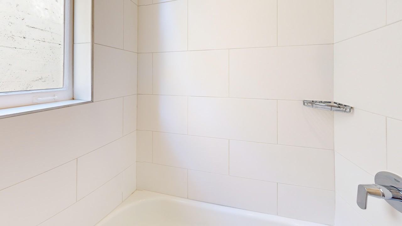 1401 Jones Street - Photo 7 of 30