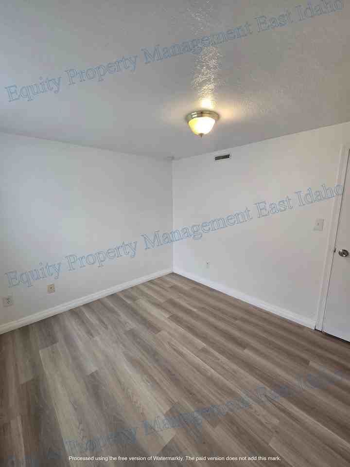 119 Idaho St #119 - Photo 7 of 35