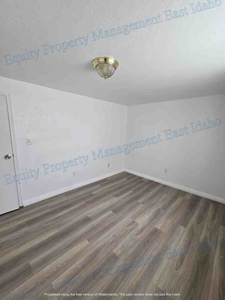 119 Idaho St #119 - Photo 5 of 35