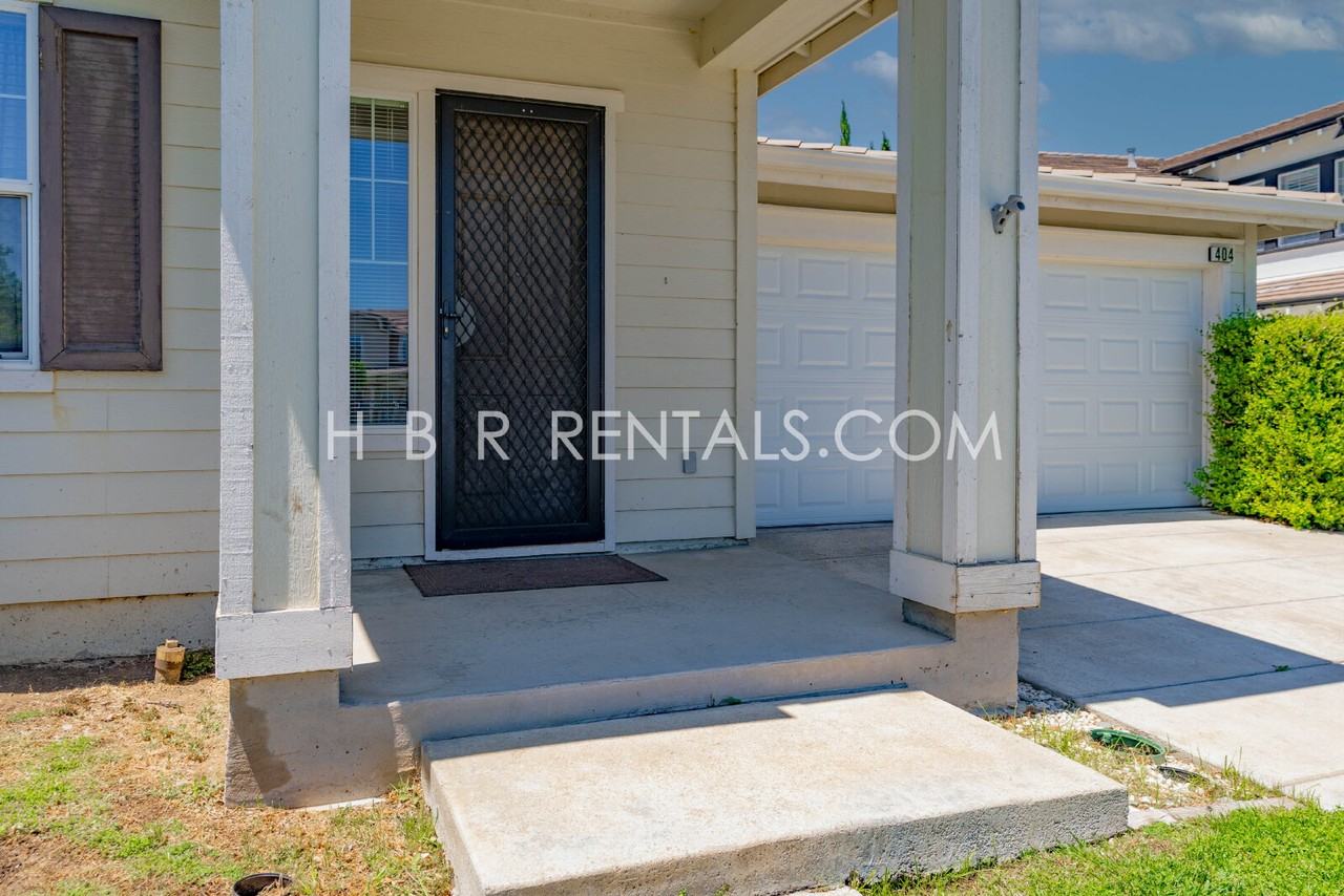 404 Bethell Ave - Photo 3 of 34