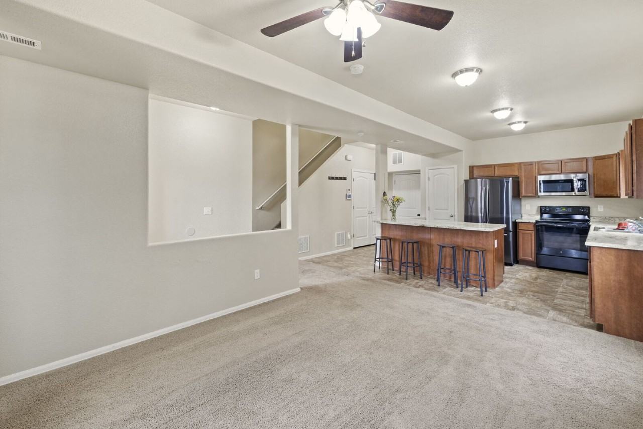 7132 Bracken Pl - Photo 6 of 30
