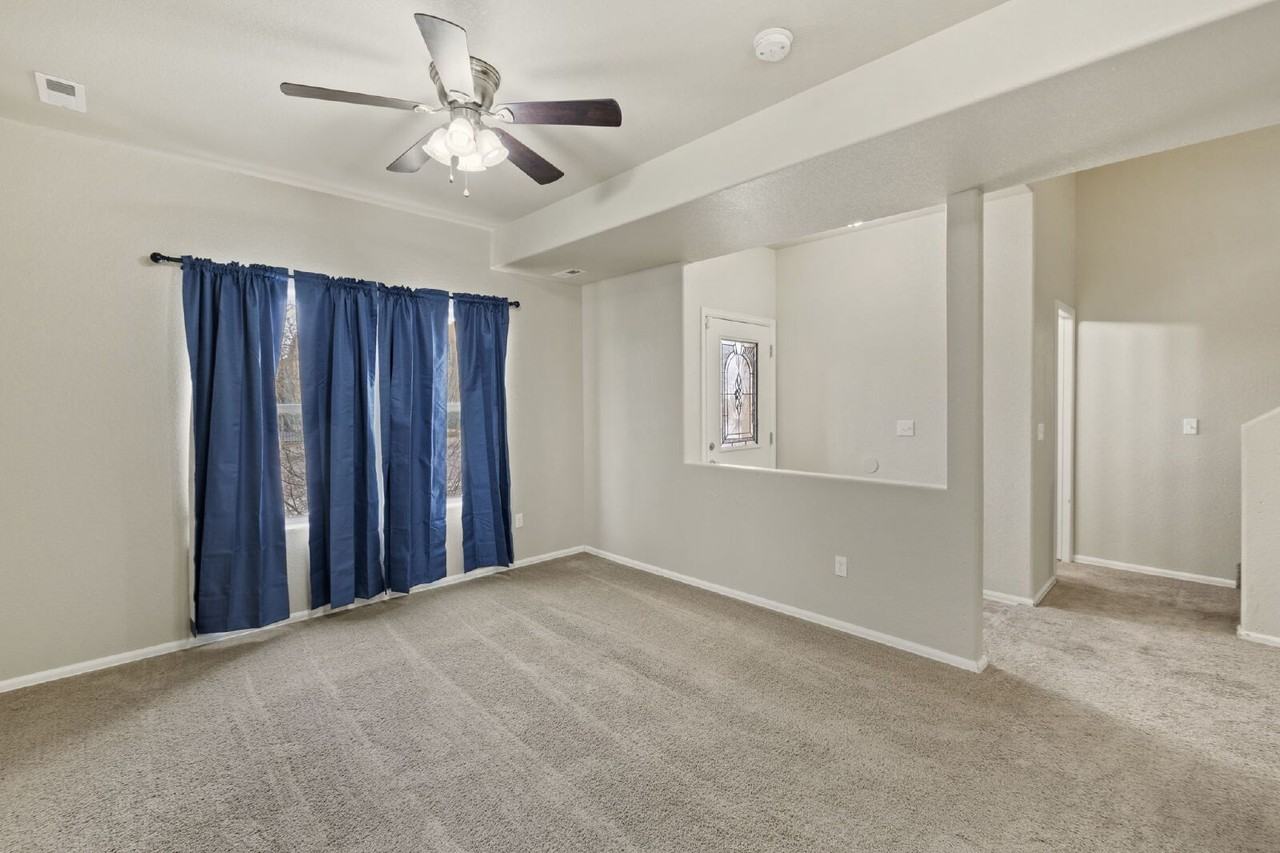 7132 Bracken Pl - Photo 7 of 30