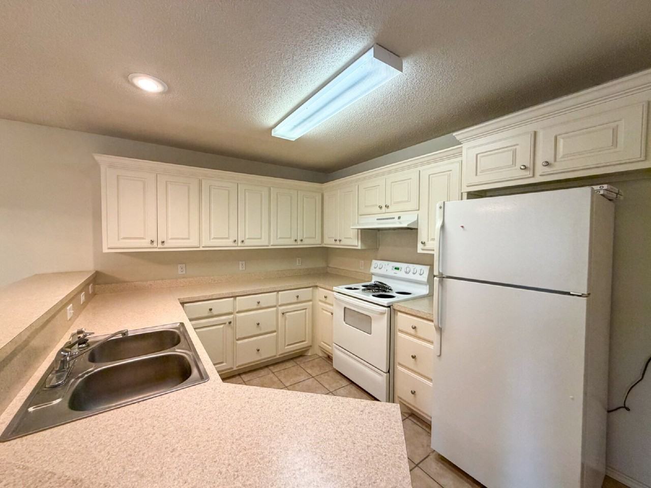 3203 110th St - Photo 4 of 11