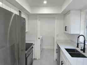 890 Sw 28th St - Photo 1 of 1