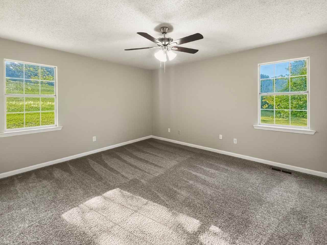 4022 Oliver Dr - Photo 7 of 12