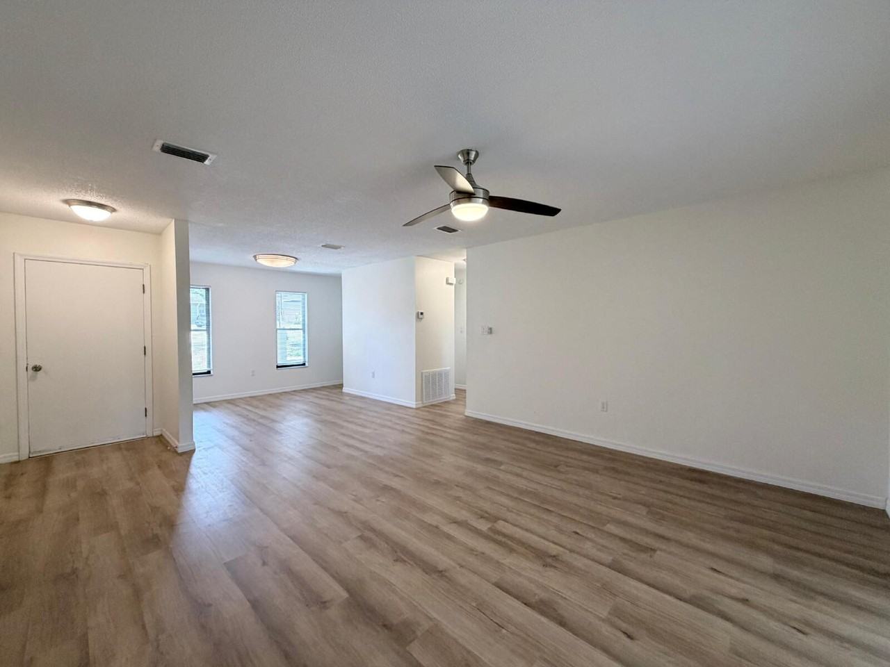 11 Bahia Court Loop - Photo 7 of 33