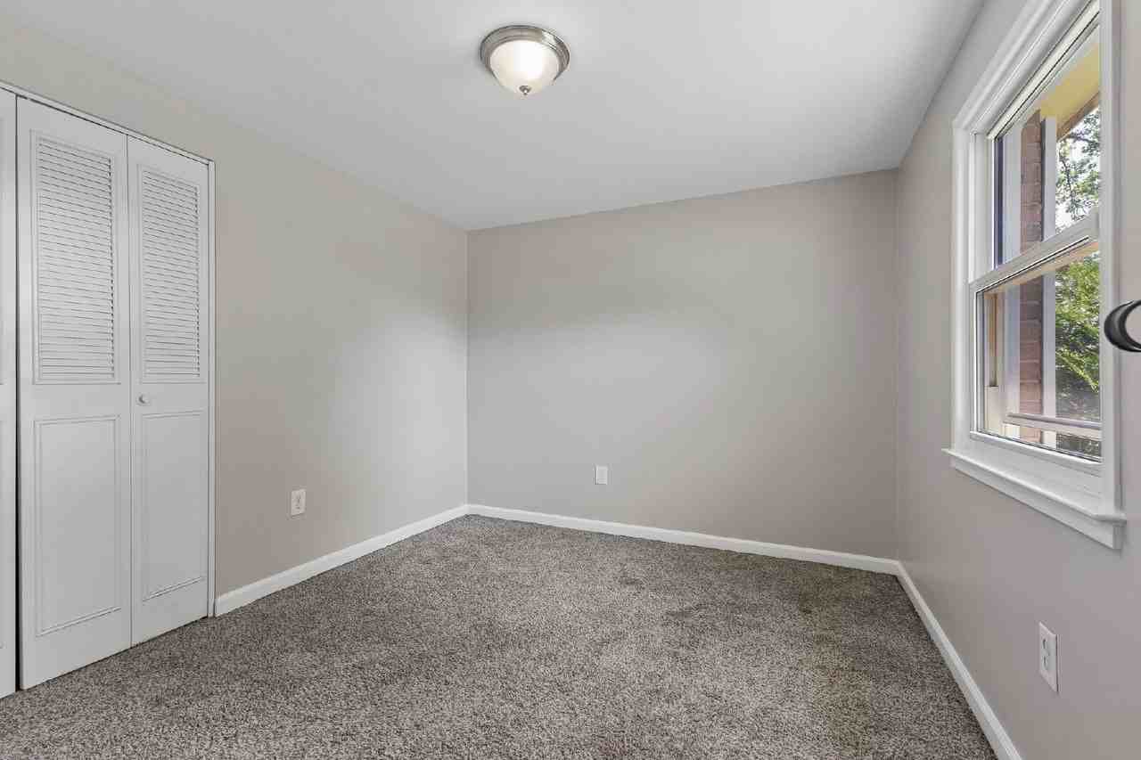 14197 Fullerton Rd - Photo 7 of 26