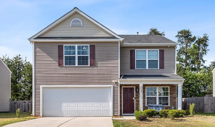 5047 Mount Hope Dr - Photo 2 of 29