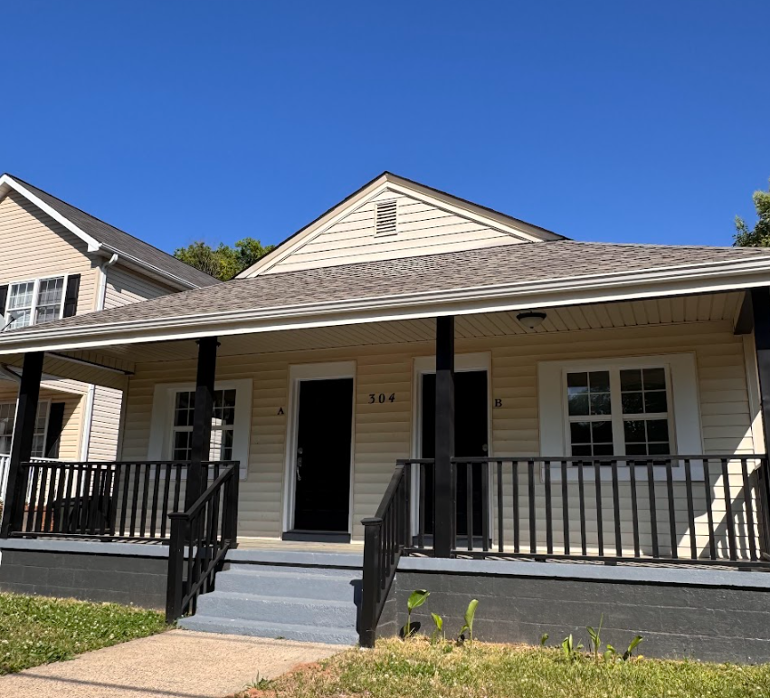 304 N Leach St - Photo 2 of 8