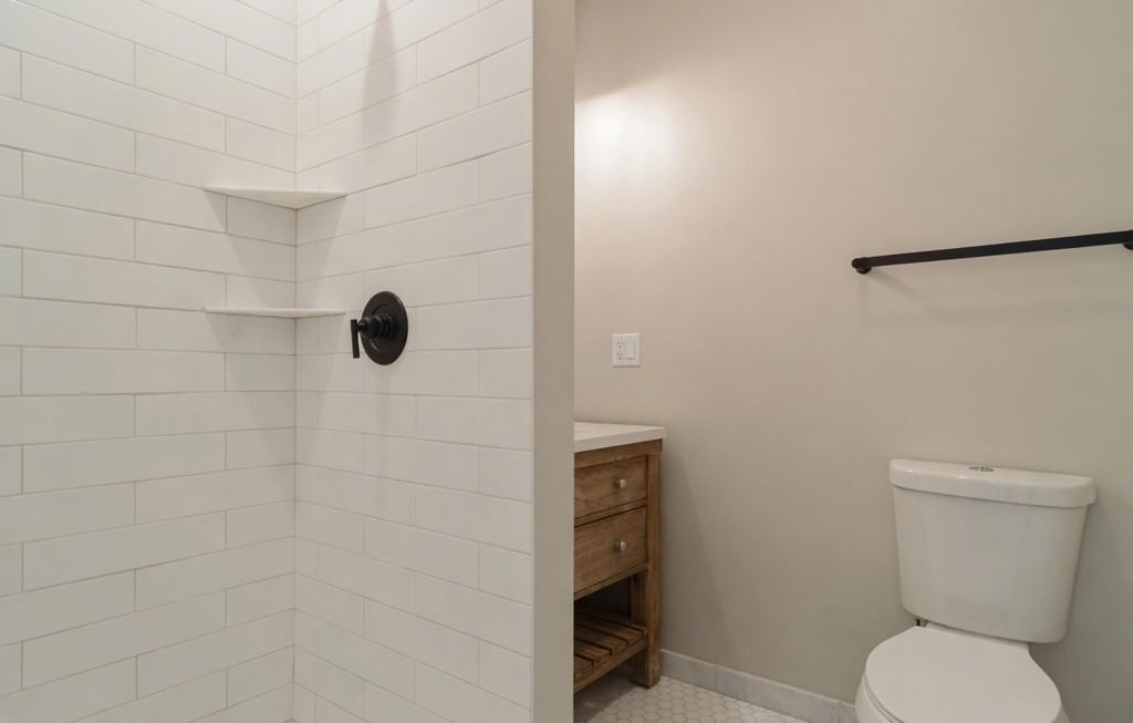 3101 N Hoyne Ave #2 - Photo 4 of 14