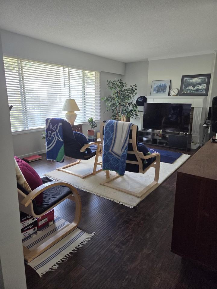 33276 Rose Avenue - Photo 2 of 12