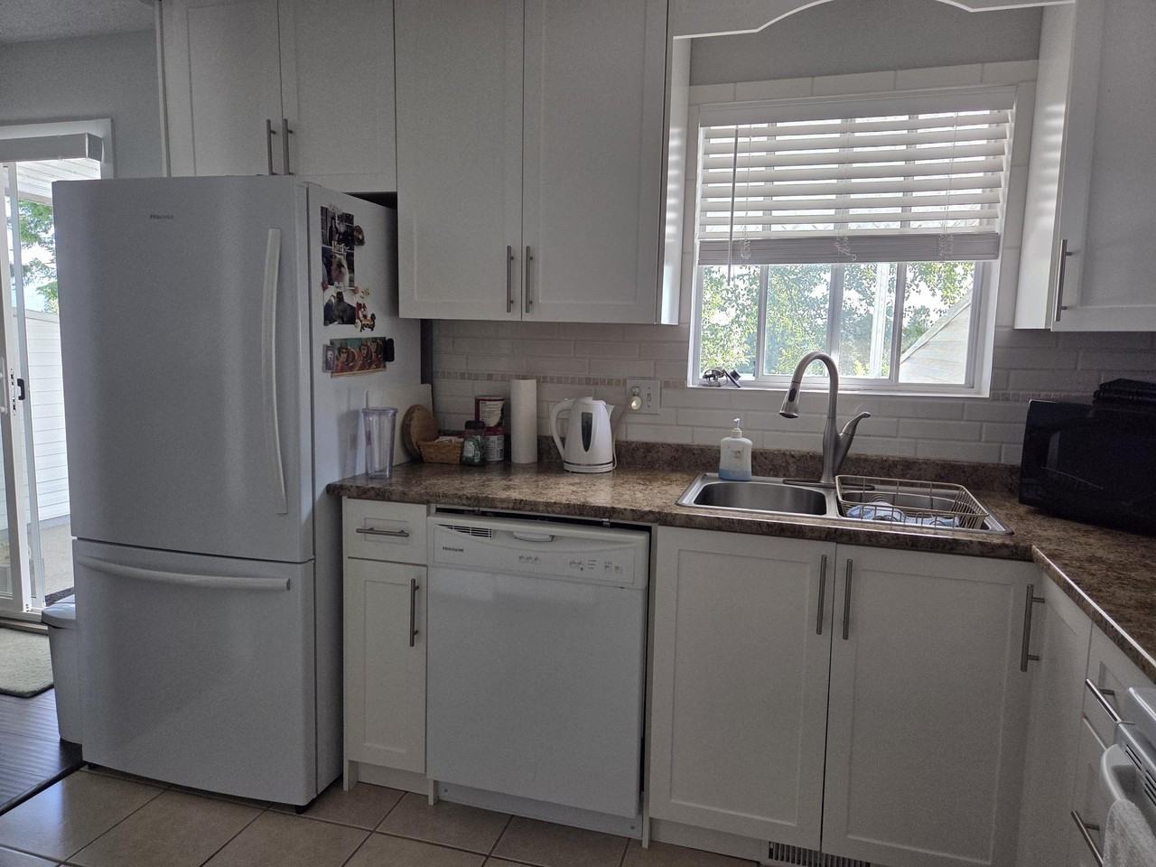 33276 Rose Avenue - Photo 3 of 12