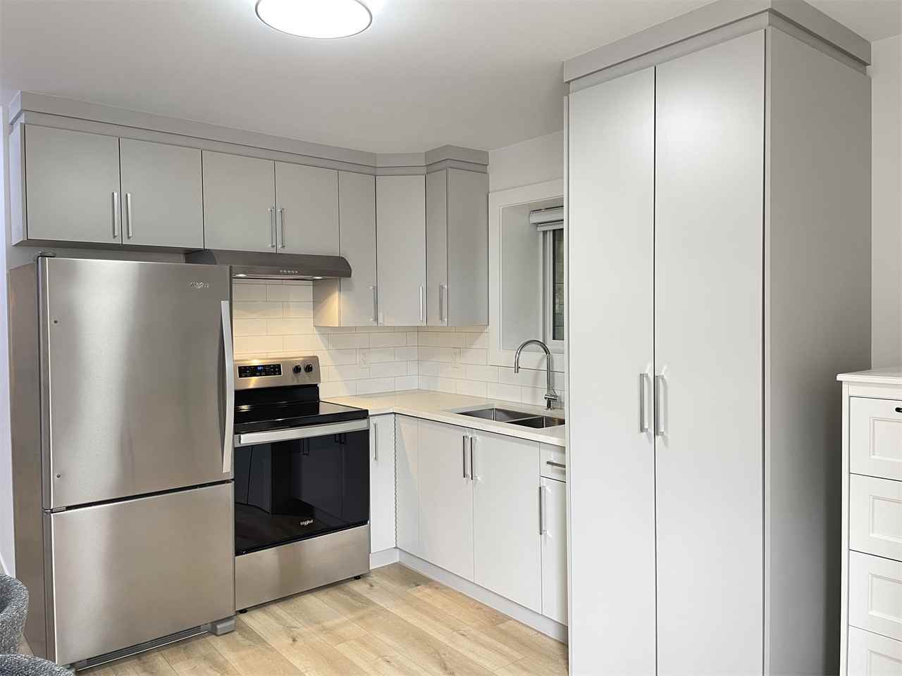26 Holdom Avenue - Photo 4 of 18