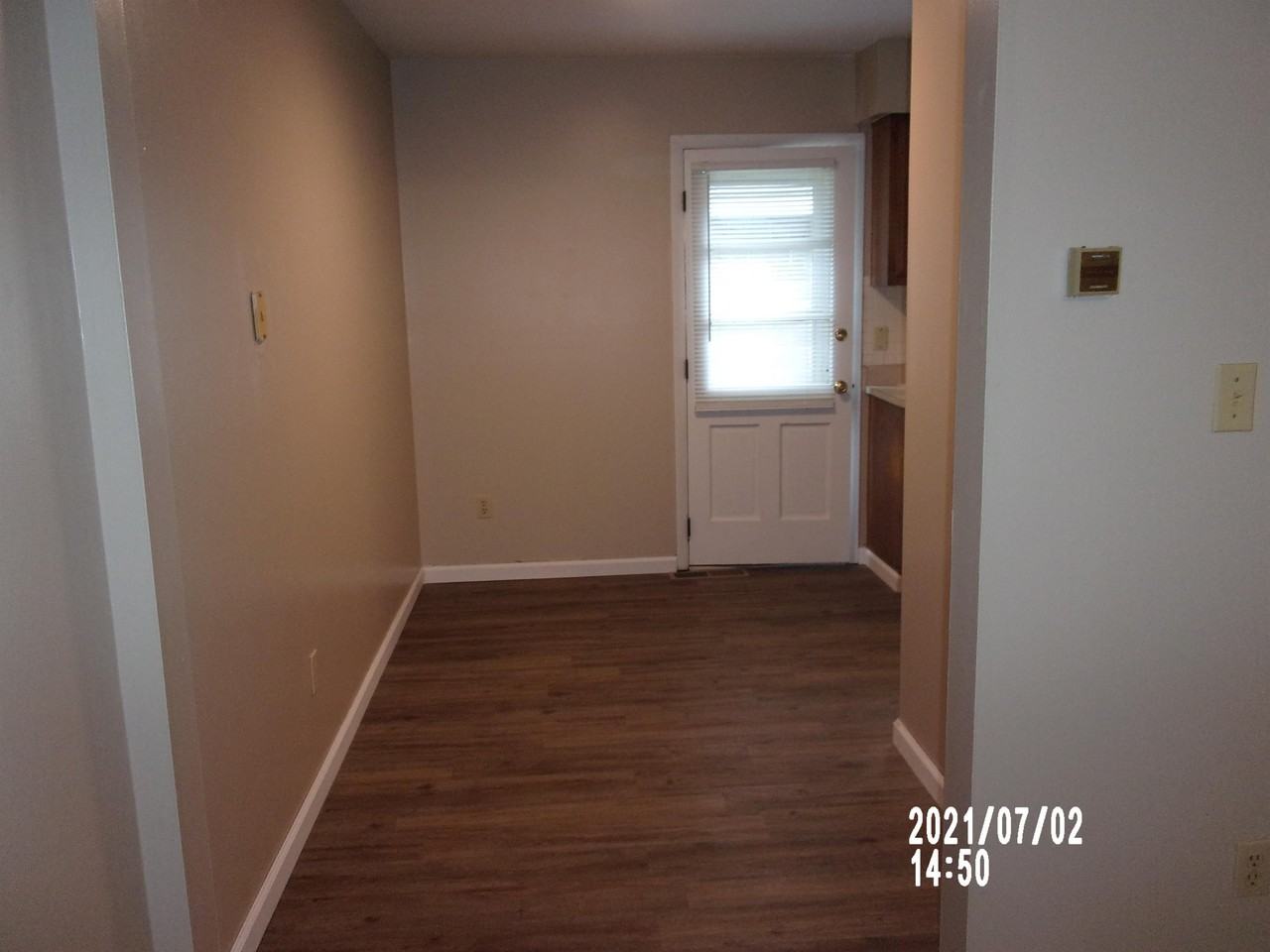 475 Brentwood Ave #B475 - Photo 6 of 10