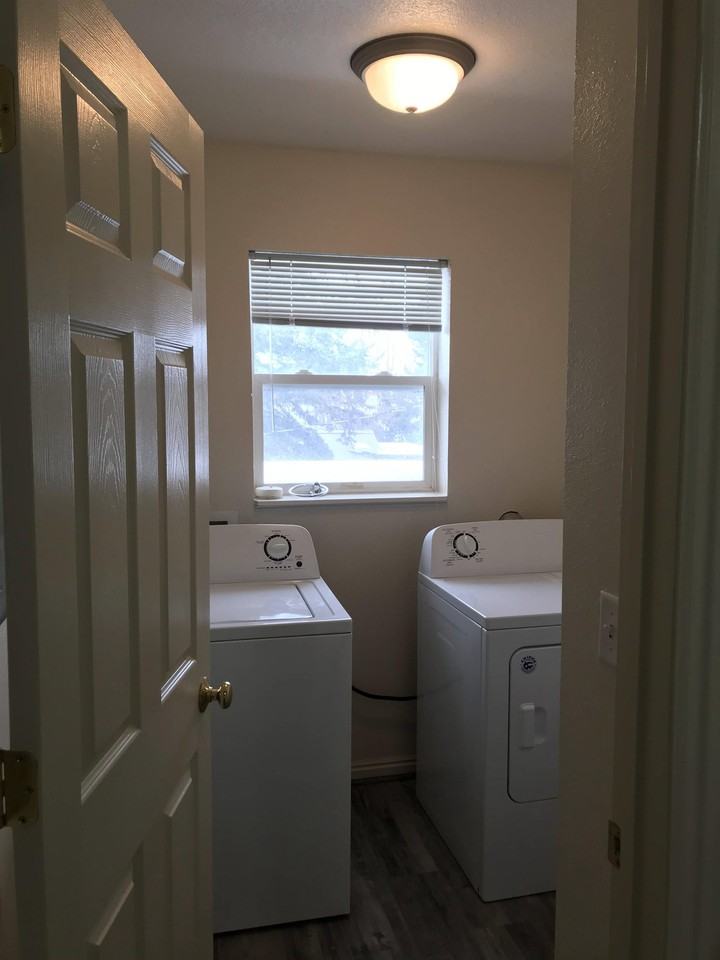 340 N Maybell Ave #1 - Photo 3 of 17