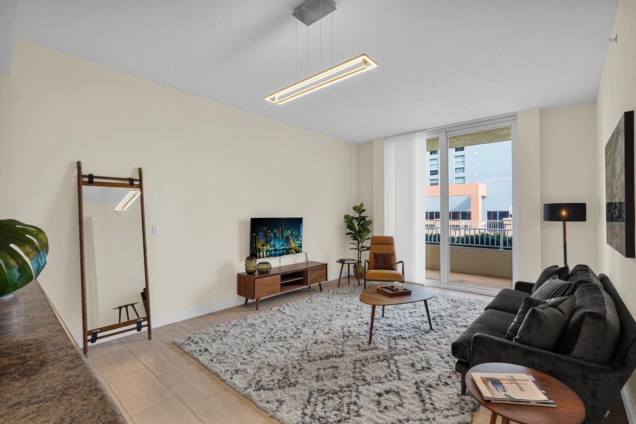 Green House Dadeland - Photo 2 of 19