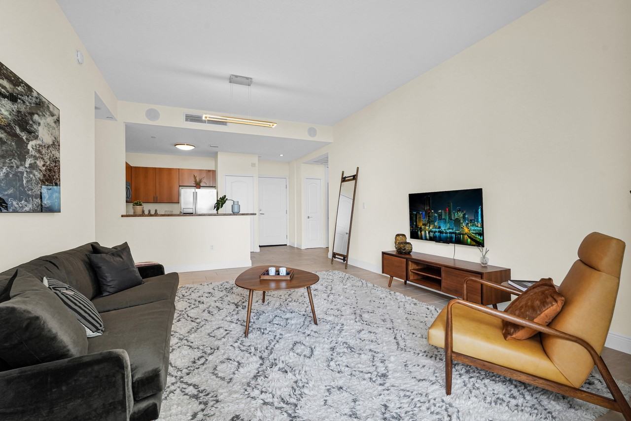 Green House Dadeland - Photo 3 of 19