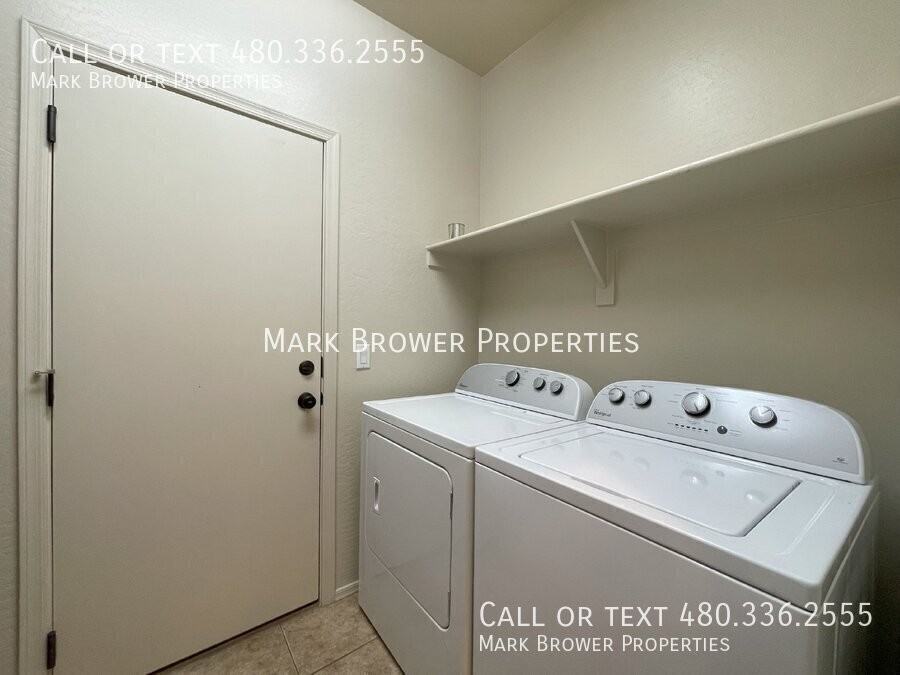 4729 E Waterman St #102 - Photo 7 of 16
