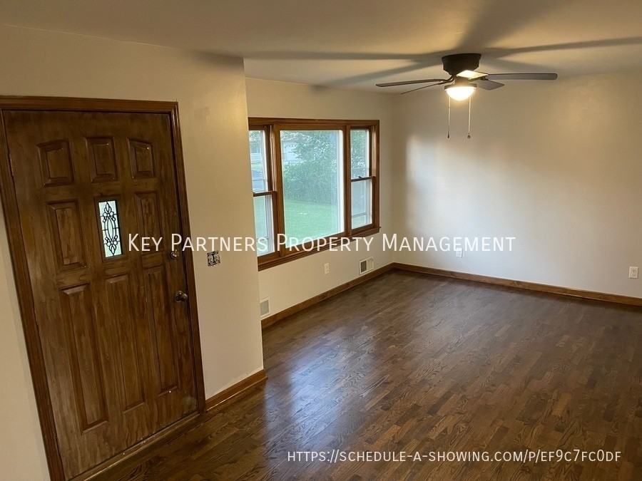 501 Ne 88th St - Photo 2 of 17