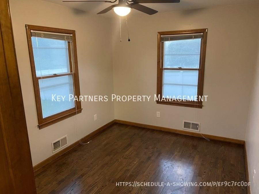 501 Ne 88th St - Photo 5 of 17