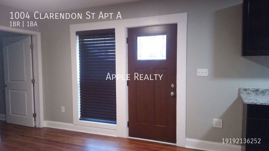 1004 Clarendon St Apt A - Photo 3 of 13