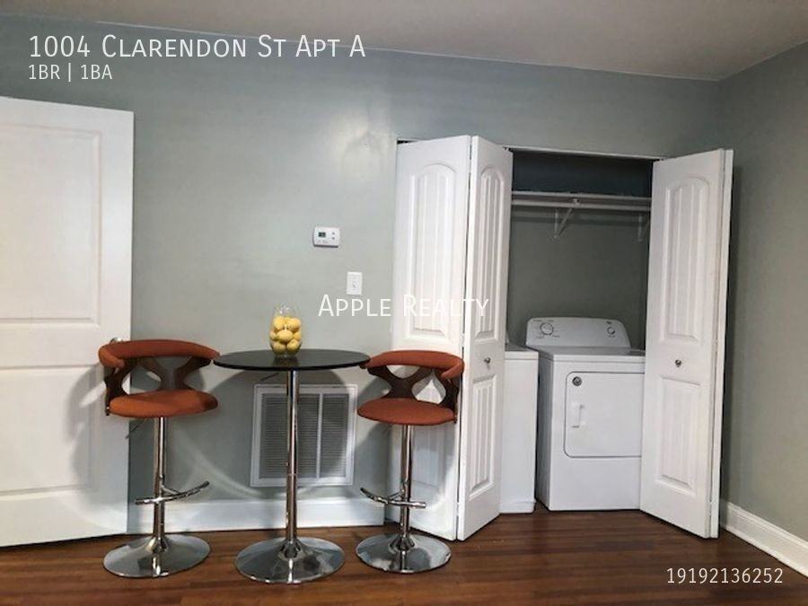 1004 Clarendon St Apt A - Photo 7 of 13