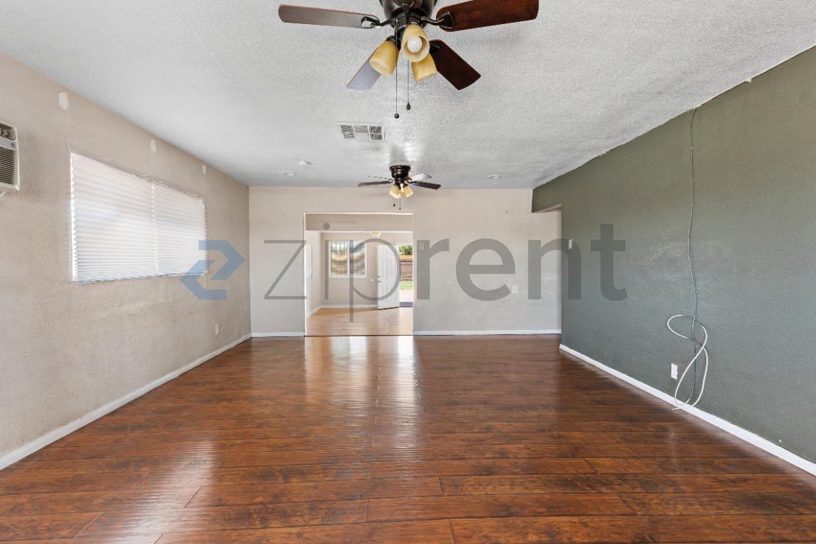 1209 H St - Photo 7 of 22