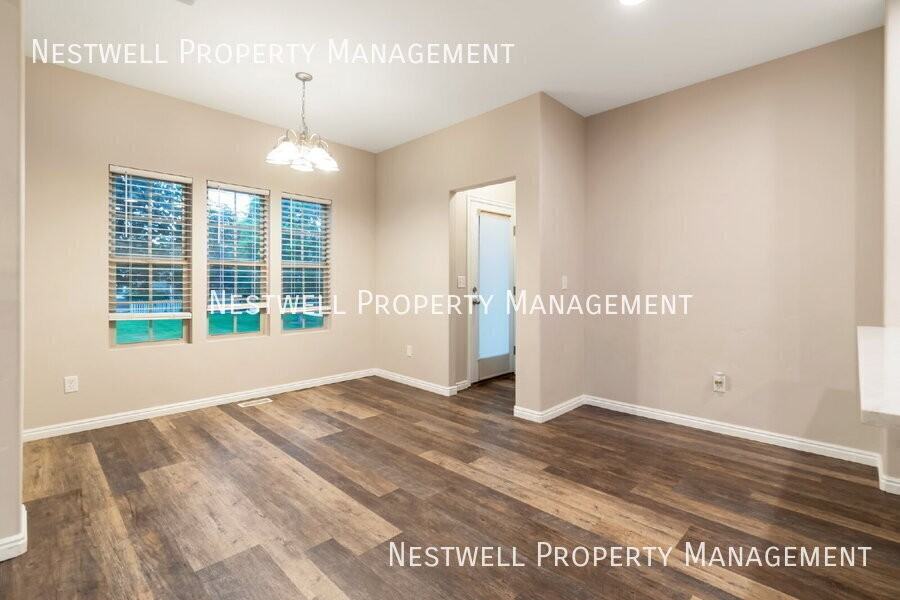 10954 S Topview Rd - Photo 3 of 29