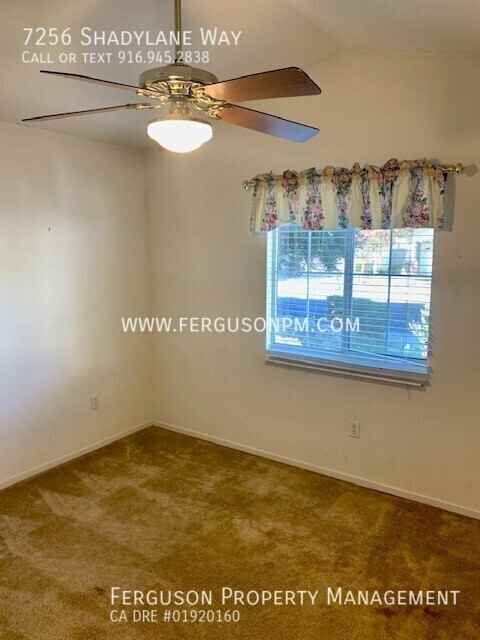 7256 Shadylane Way - Photo 6 of 14