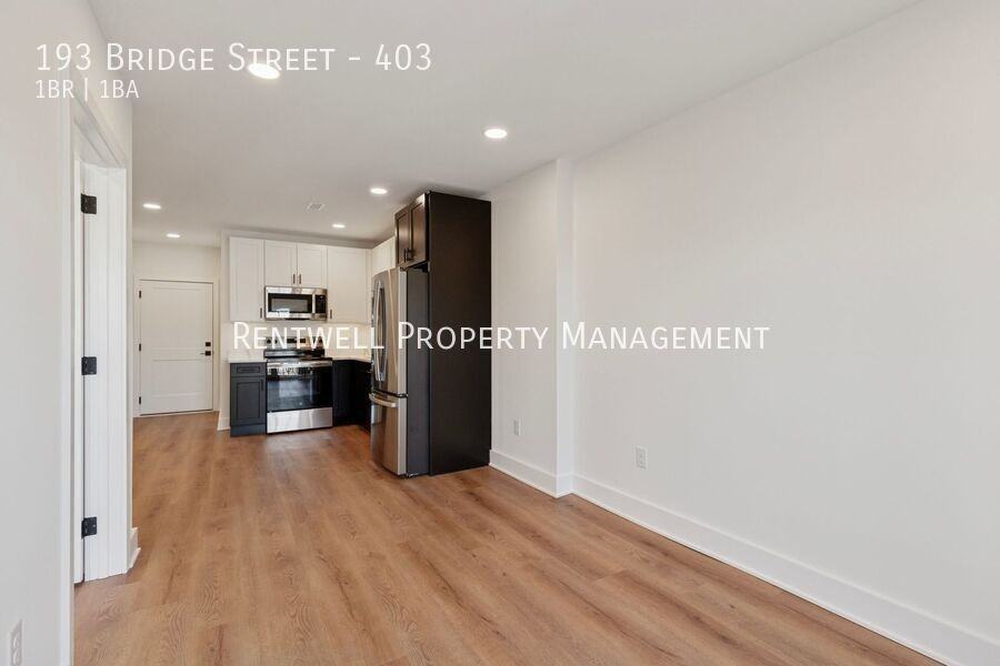 193 Bridge St #403 - Photo 6 of 34