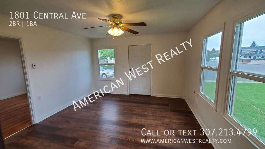 1801 Central Ave - Photo 2 of 8