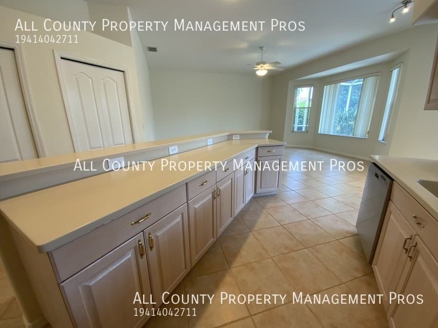 5112 Far Oak Cir - Photo 7 of 41
