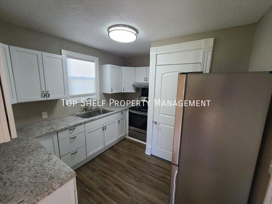 1314 Harrison Ave #1 - Photo 5 of 9