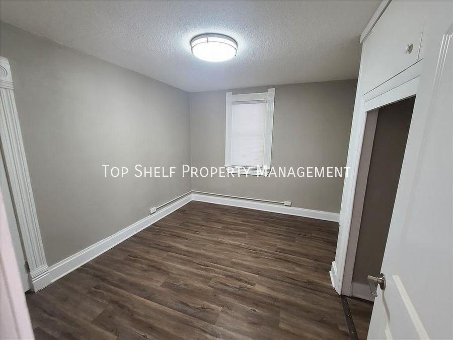 1314 Harrison Ave #1 - Photo 7 of 9