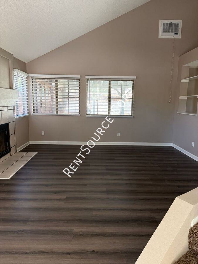 37707 57th St E - Photo 4 of 32