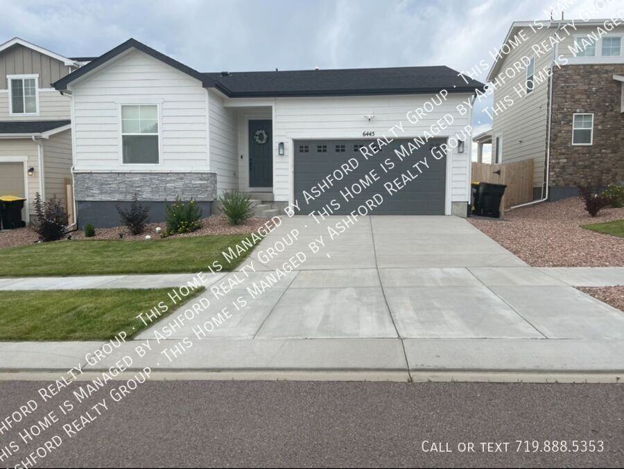 6445 Bodacious Cir - Photo 2 of 39