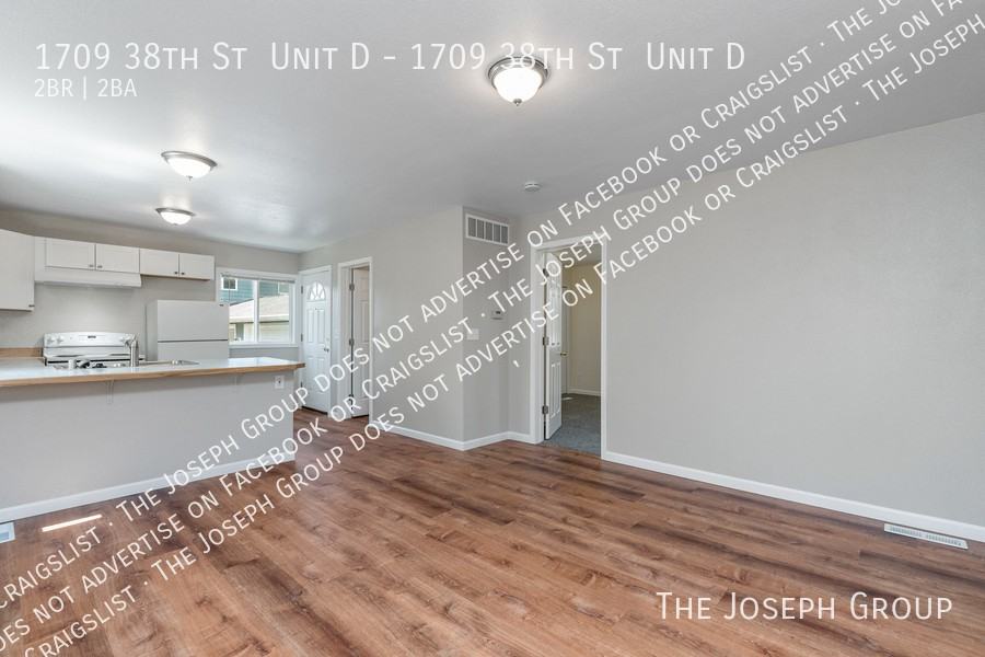 1709 38th St Unit D - Photo 3 of 30