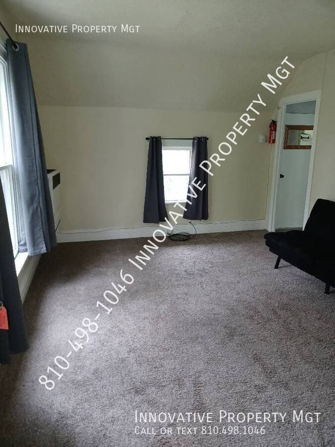 302 Pine St #3 - Photo 4 of 10