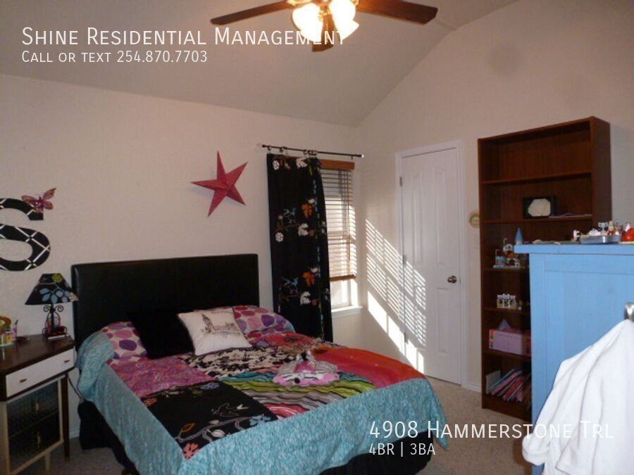 4908 Hammerstone Trl - Photo 4 of 15