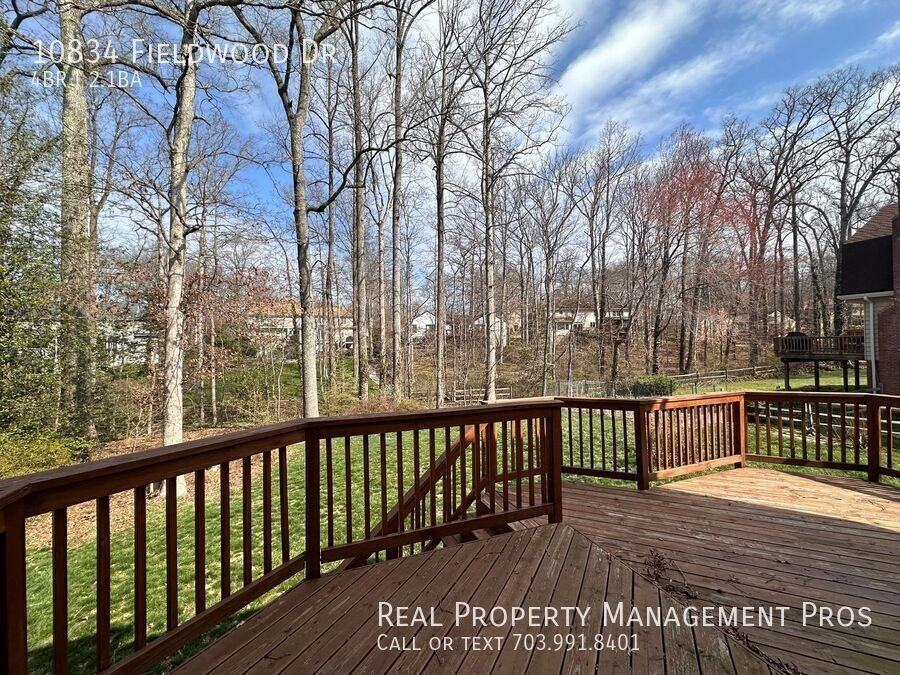 10834 Fieldwood Dr - Photo 3 of 5