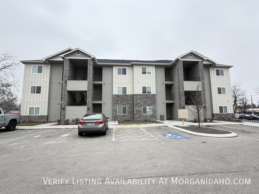 10222 W Ustick Rd #302
