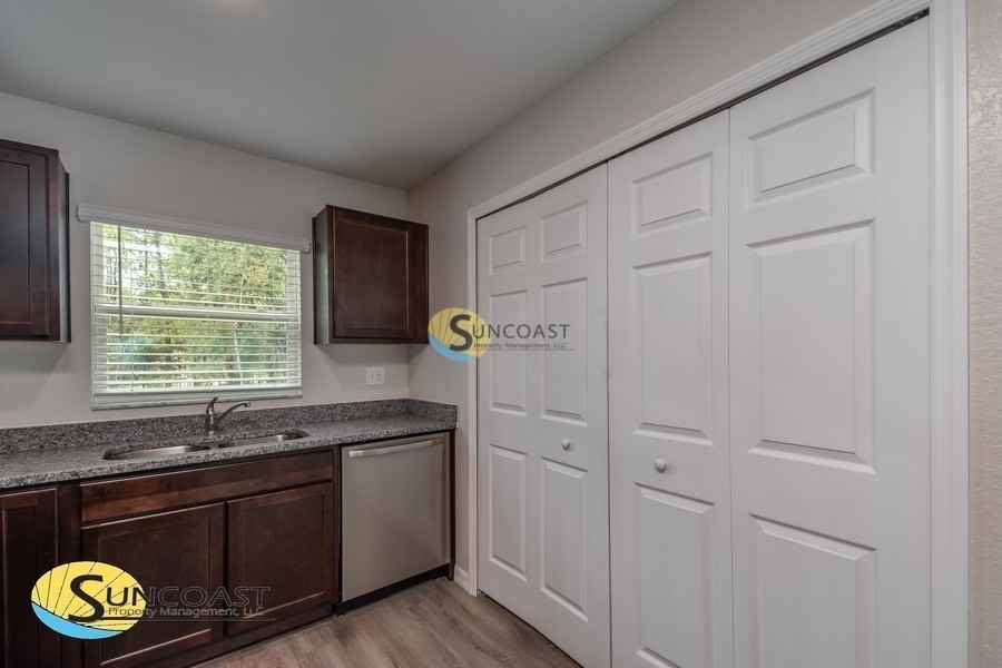2077 Ne 78th Ln - Photo 7 of 14