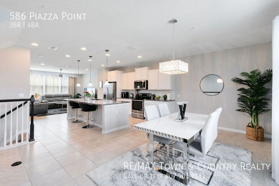 586 Piazza Pt - Photo 4 of 44
