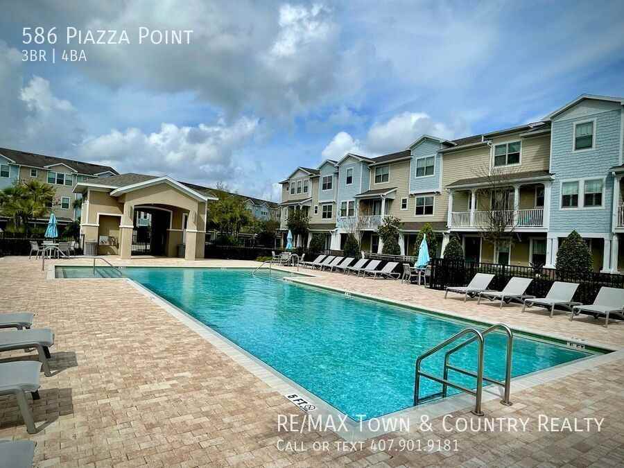 586 Piazza Pt - Photo 5 of 44