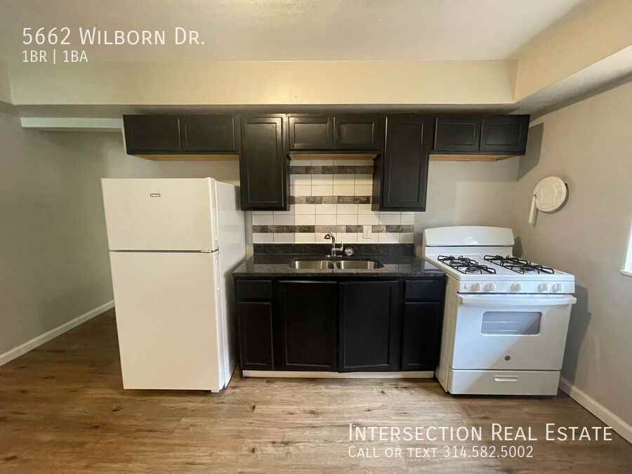 5662 Wilborn Dr - Photo 3 of 12