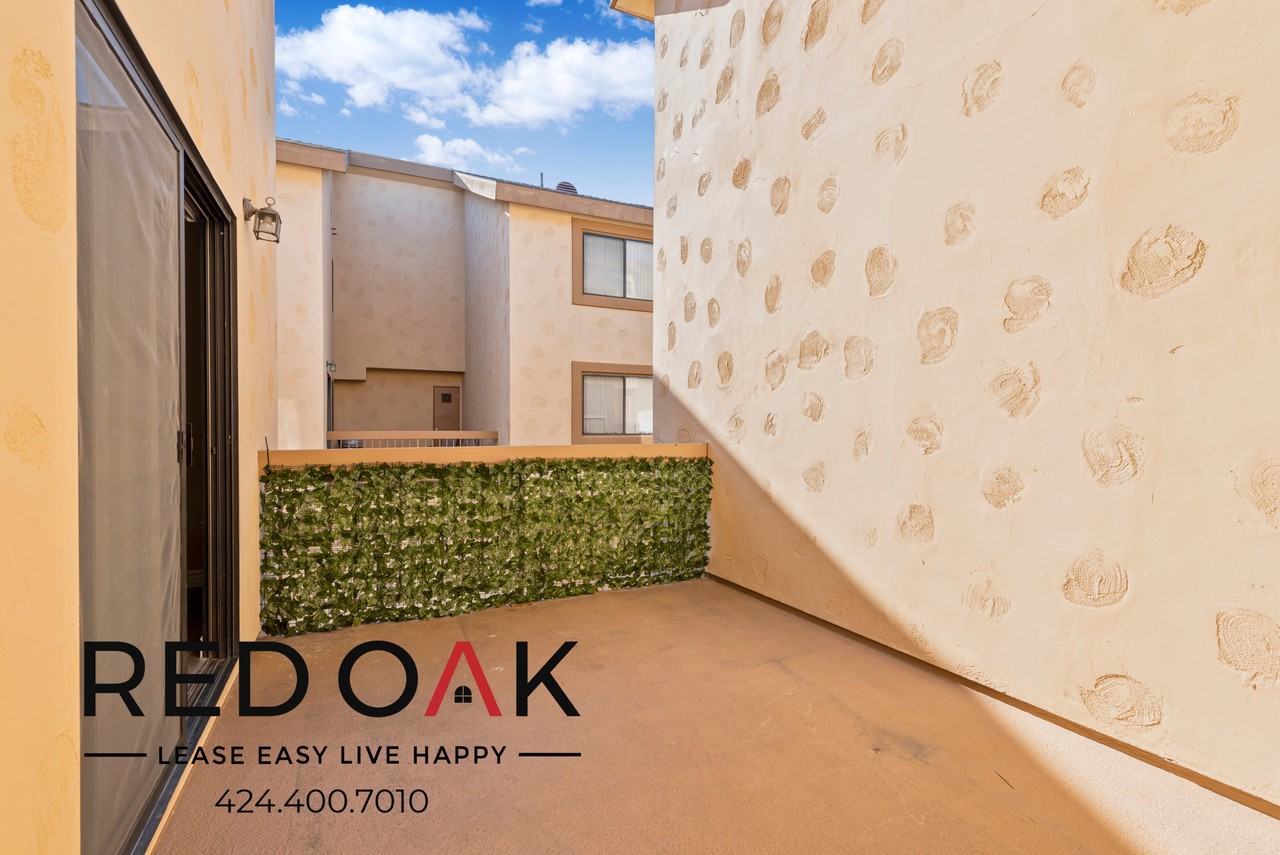 1248 W Gardena Blvd #3 - Photo 3 of 22
