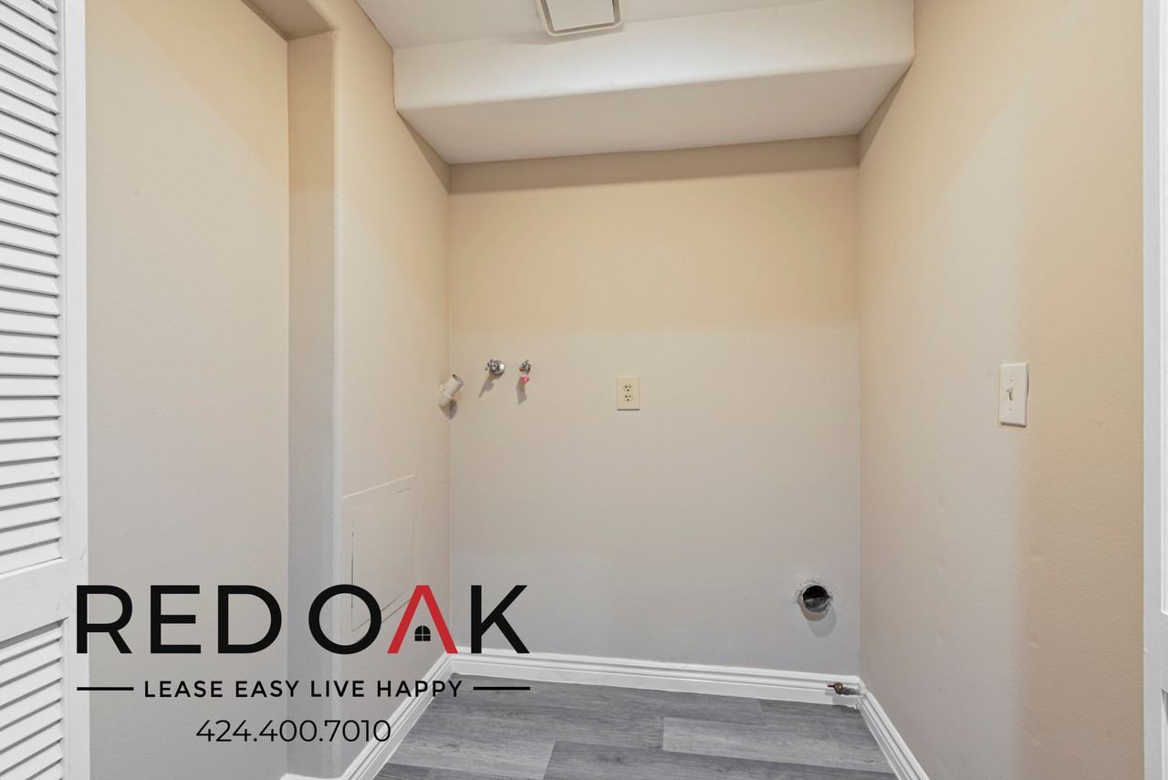 1248 W Gardena Blvd #3 - Photo 5 of 22