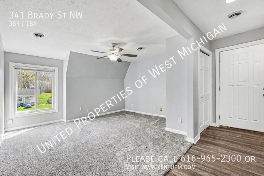 341 Brady St Nw - Photo 3 of 13