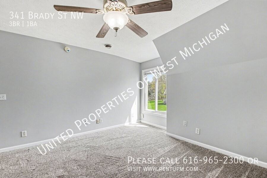 341 Brady St Nw - Photo 6 of 13