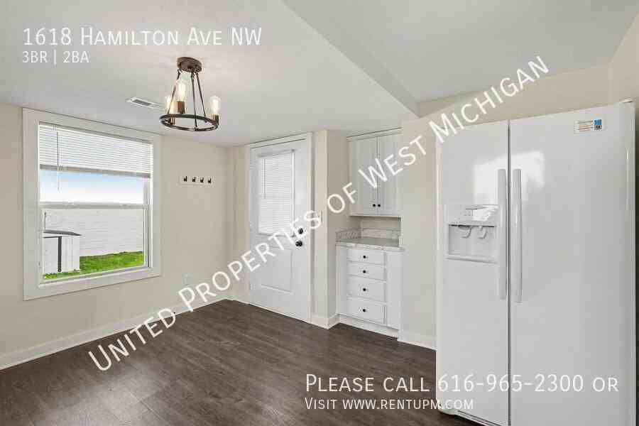 1618 Hamilton Ave Nw - Photo 5 of 17